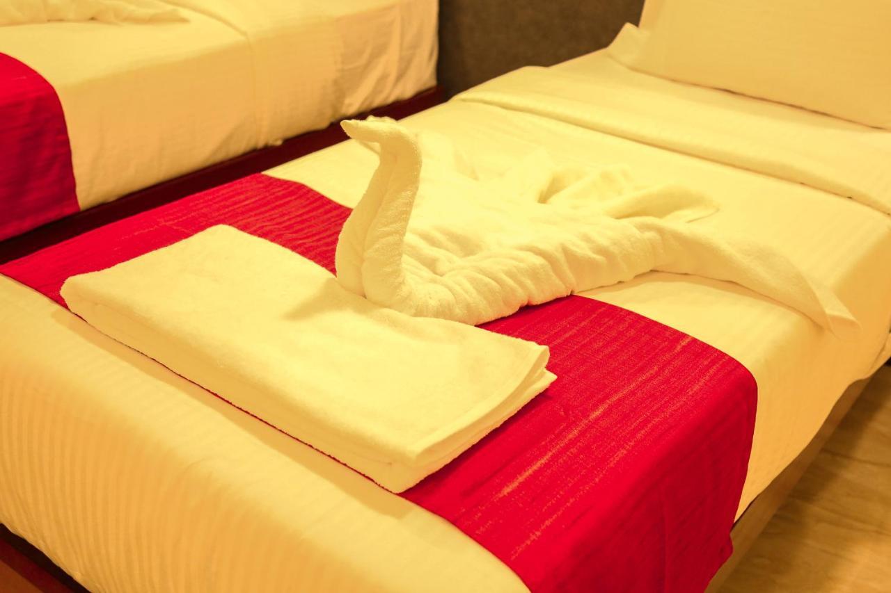 Hotel Sera Grand Chennai Exterior foto
